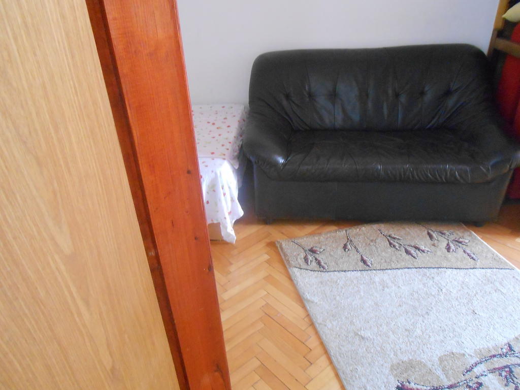 Apartments & Hostel Zdrava Hrana 모스타르 객실 사진