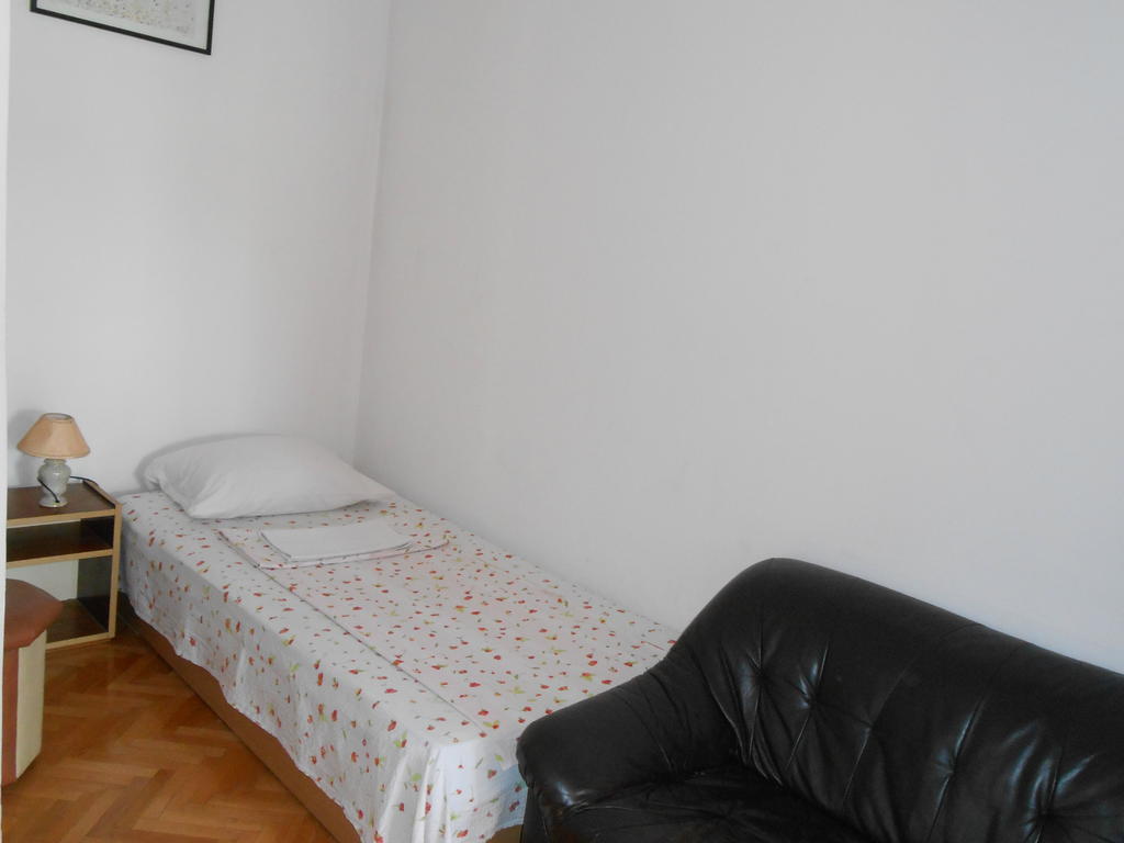 Apartments & Hostel Zdrava Hrana 모스타르 객실 사진