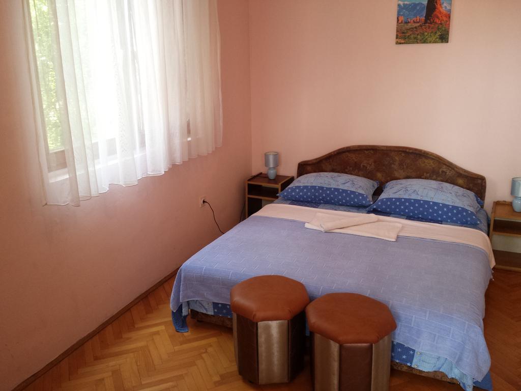 Apartments & Hostel Zdrava Hrana 모스타르 외부 사진